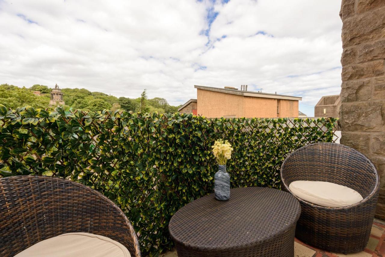 Calton Hill Lookout By Calton Living — Photos 2